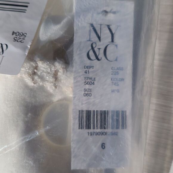 NYC Braided Trim jacket CREAM COLOR SIZE 6 NWT in‎ packaging - Picture 9 of 9